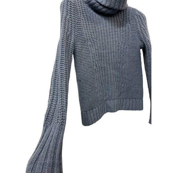 Banana Republic Knit Turtleneck Sweater Made of Italian Yarn - Picture 2 of 5